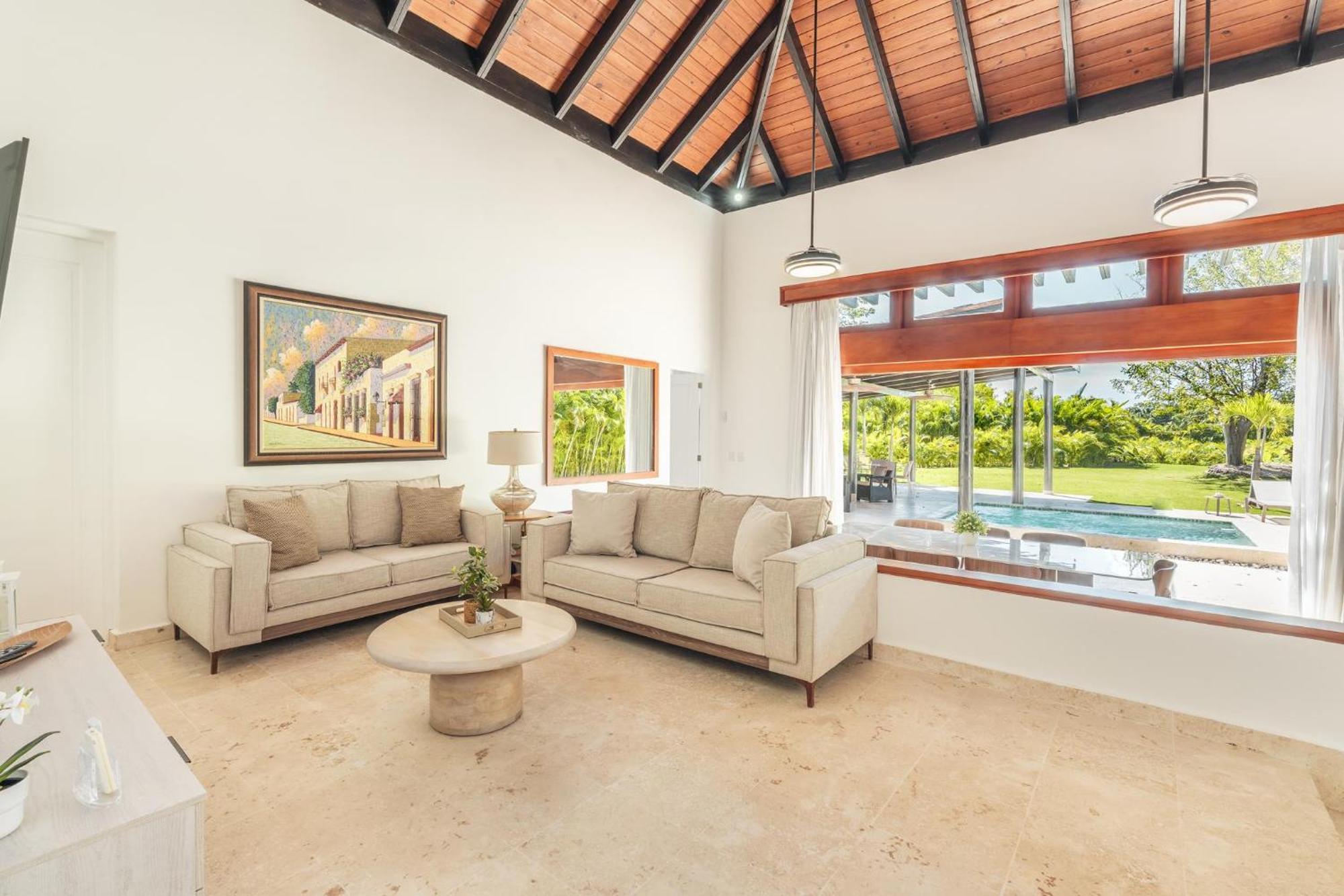 Bungallow With 3br Pool And Bbq In Village Hébergement de vacances