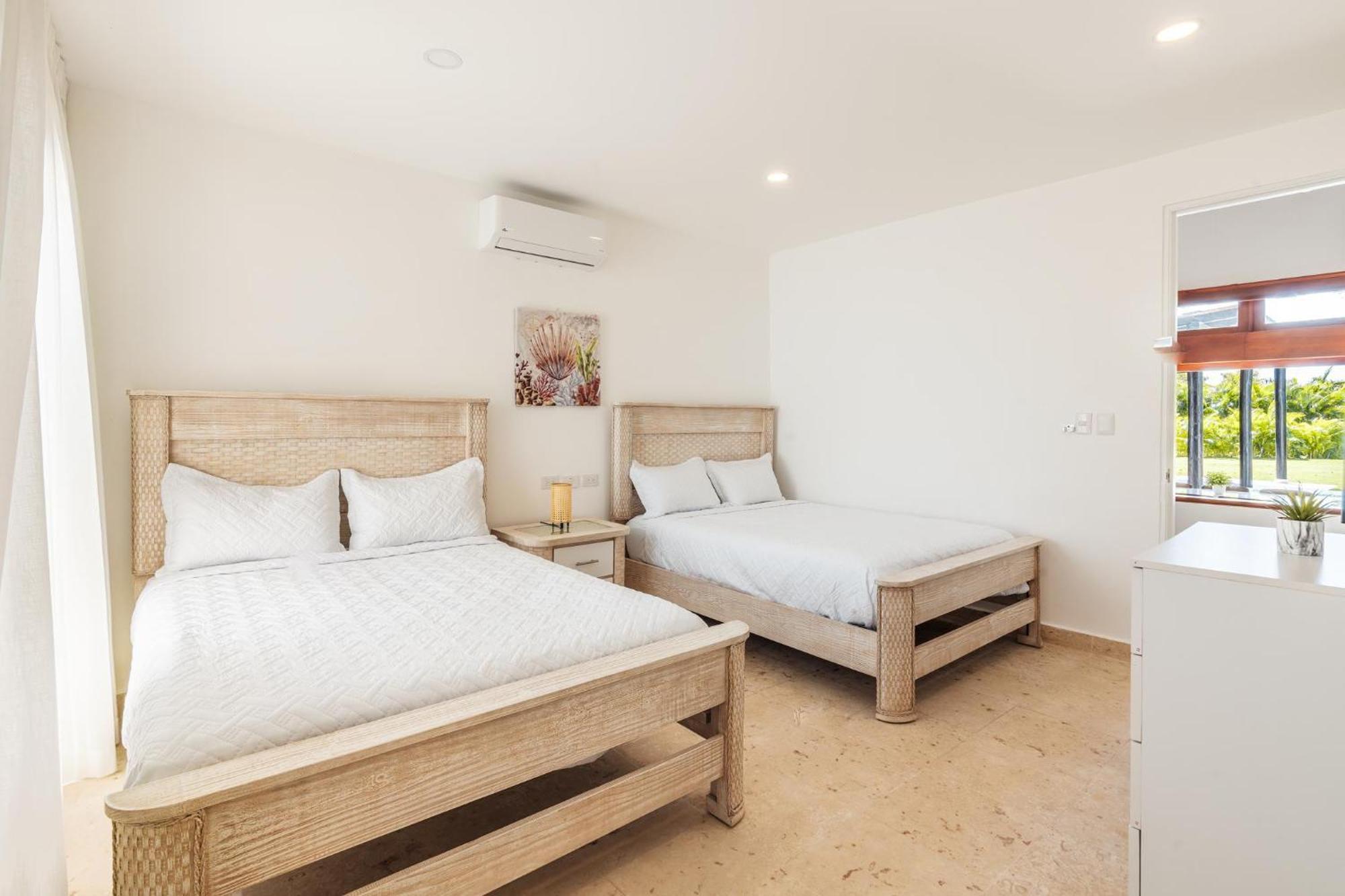 Hébergement de vacances Bungallow With 3br Pool And Bbq In Village